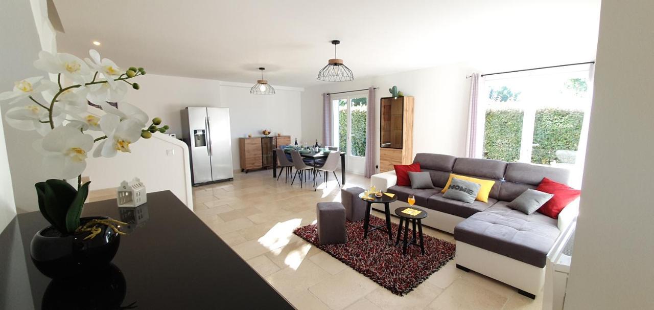 Maison calme et rénovée Oléa Provence, idéale pour passer des vacances dans le Sud Saint-Cannat Extérieur photo