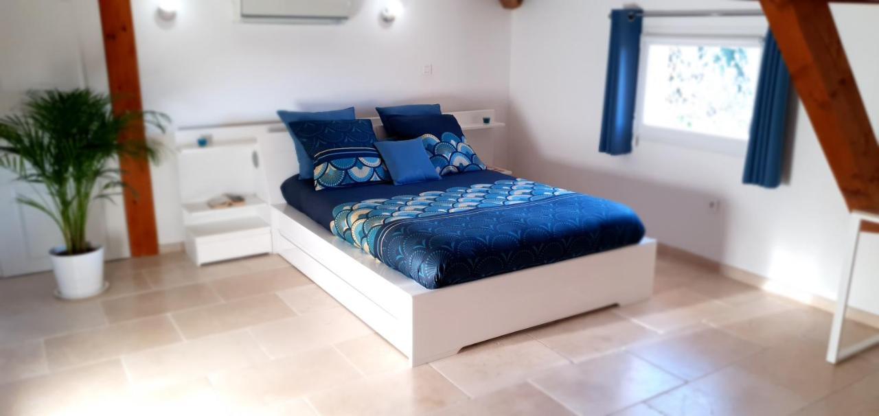 Maison calme et rénovée Oléa Provence, idéale pour passer des vacances dans le Sud Saint-Cannat Extérieur photo