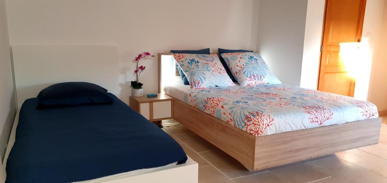 Maison calme et rénovée Oléa Provence, idéale pour passer des vacances dans le Sud Saint-Cannat Extérieur photo